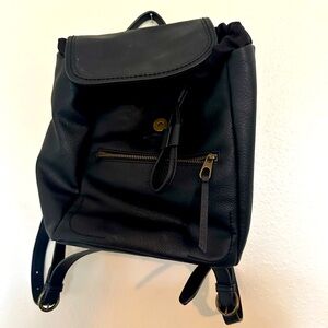 Universal Thread Backpack